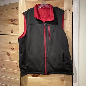 IZOD Men's Black and Red Sleeveless Vest with Zipper Pockets